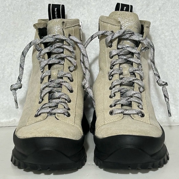 P448. Womens Denise Shimmery Beige Leather Vibram Platform Sneaker Booties EU 36 - Picture 3 of 13